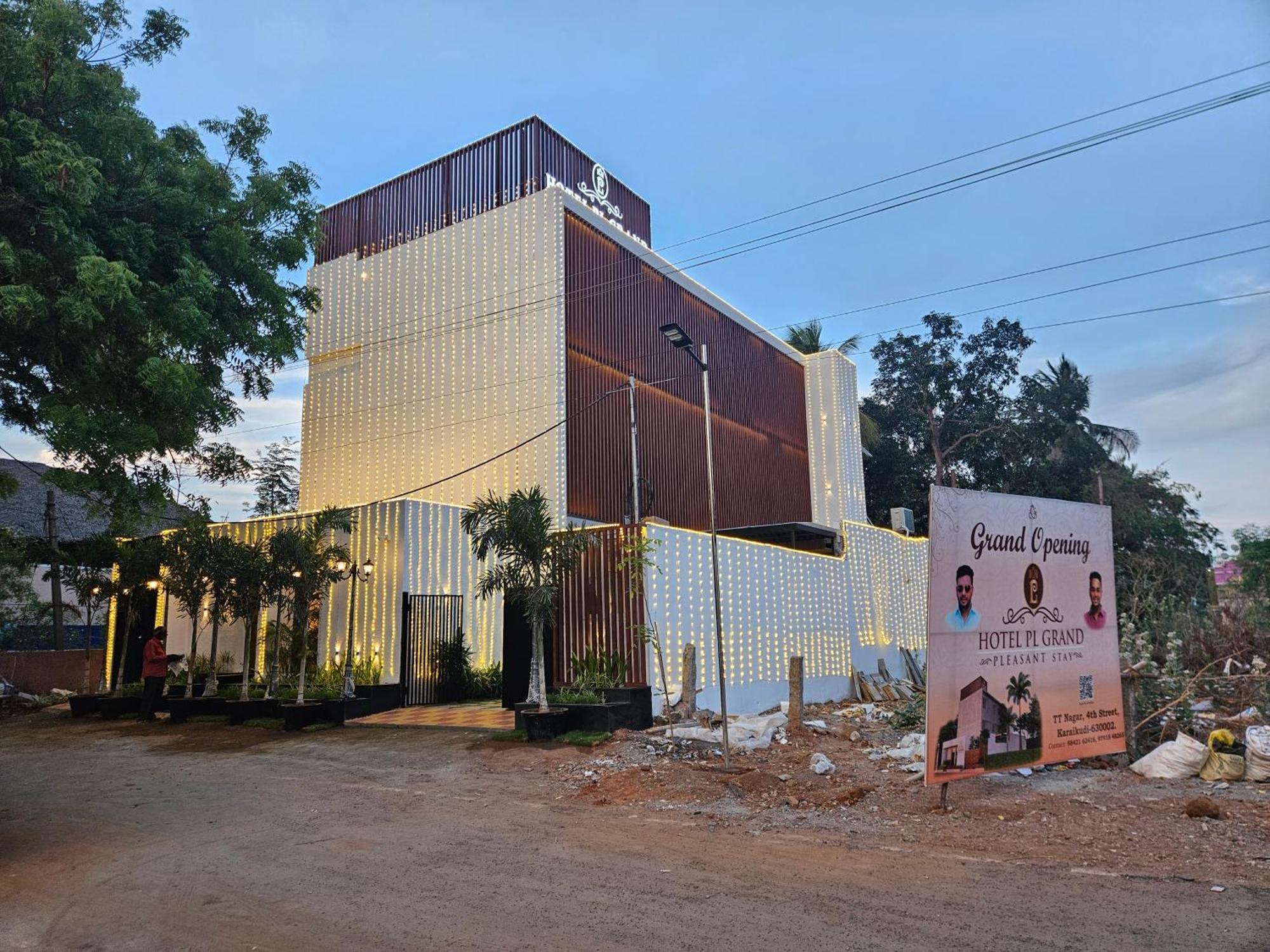 Hotel Pl Grand Karaikudi Exterior foto
